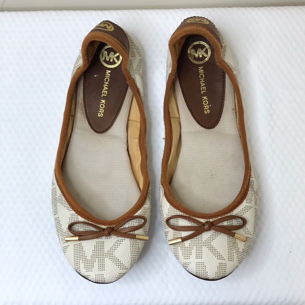 Michael kors flats size 7 1/2